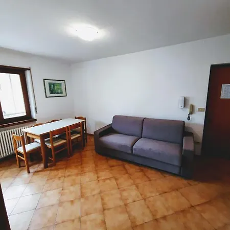 Comano Terme Apart Дом отдыха Комано-Терме