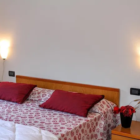 Comano Terme Apart * Комано-Терме
